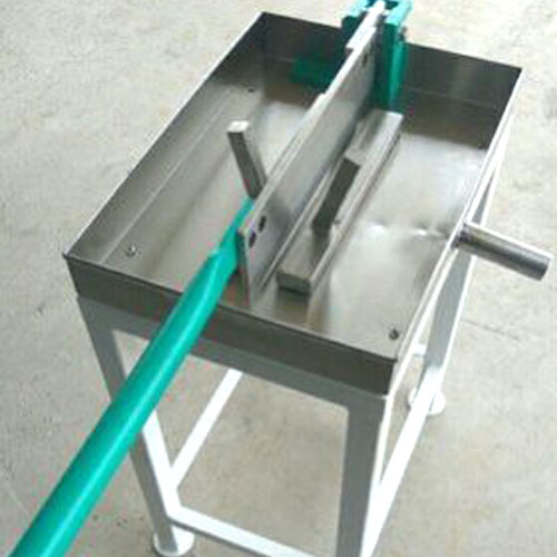 Manual Coconut Cutting Machine with Collection Tray and Water Extractor