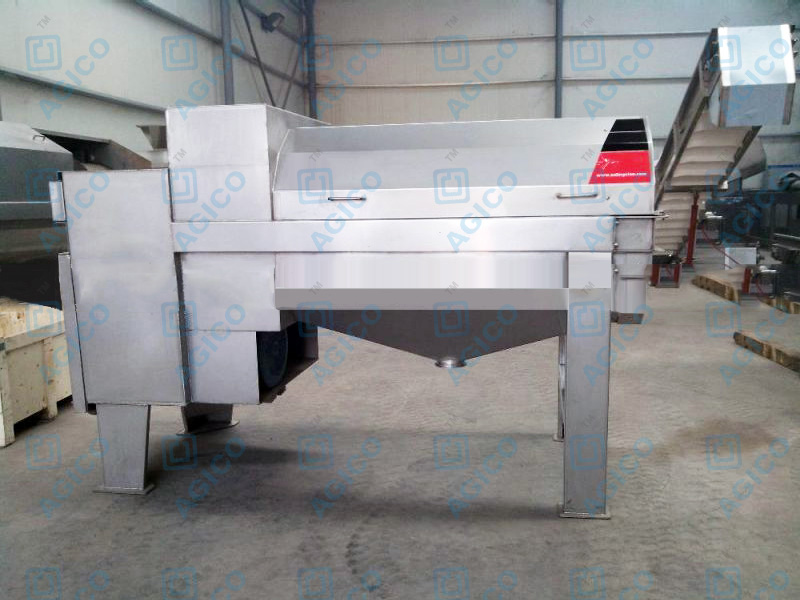 fruit pulping machine in factory